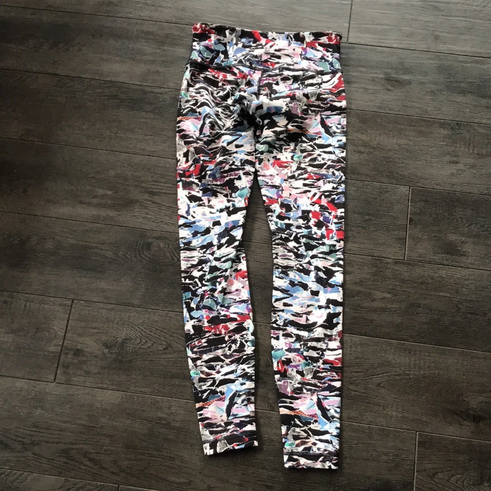 #10 Lululemon colorful leggings 🍋 - Picture 2 of 4